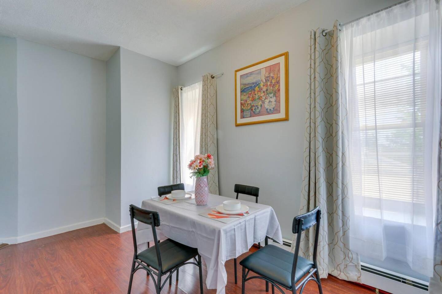 Clinton Hills - Newark Hotel Ngoại thất bức ảnh