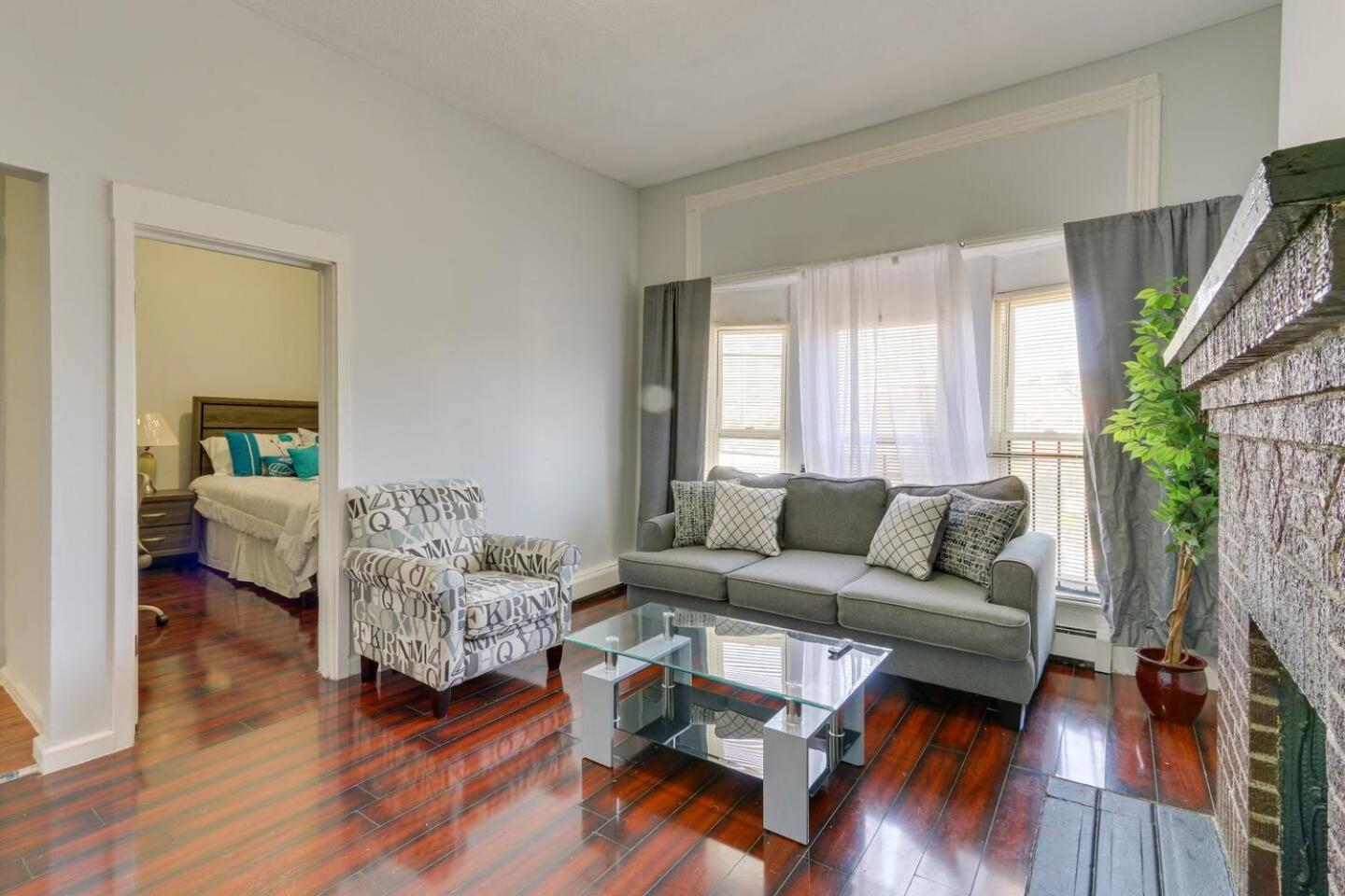 Clinton Hills - Newark Hotel Ngoại thất bức ảnh