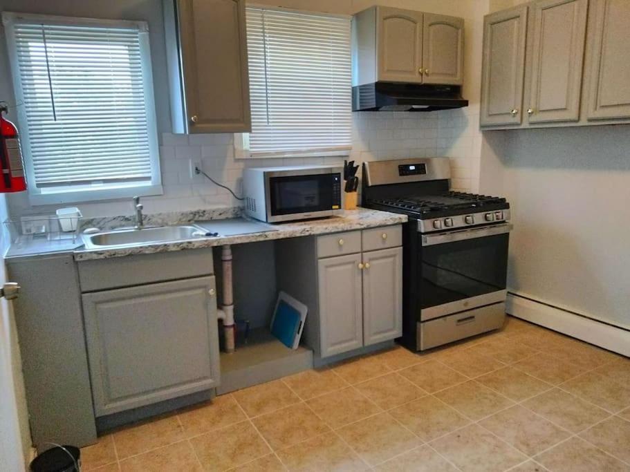 Clinton Hills - Newark Hotel Ngoại thất bức ảnh