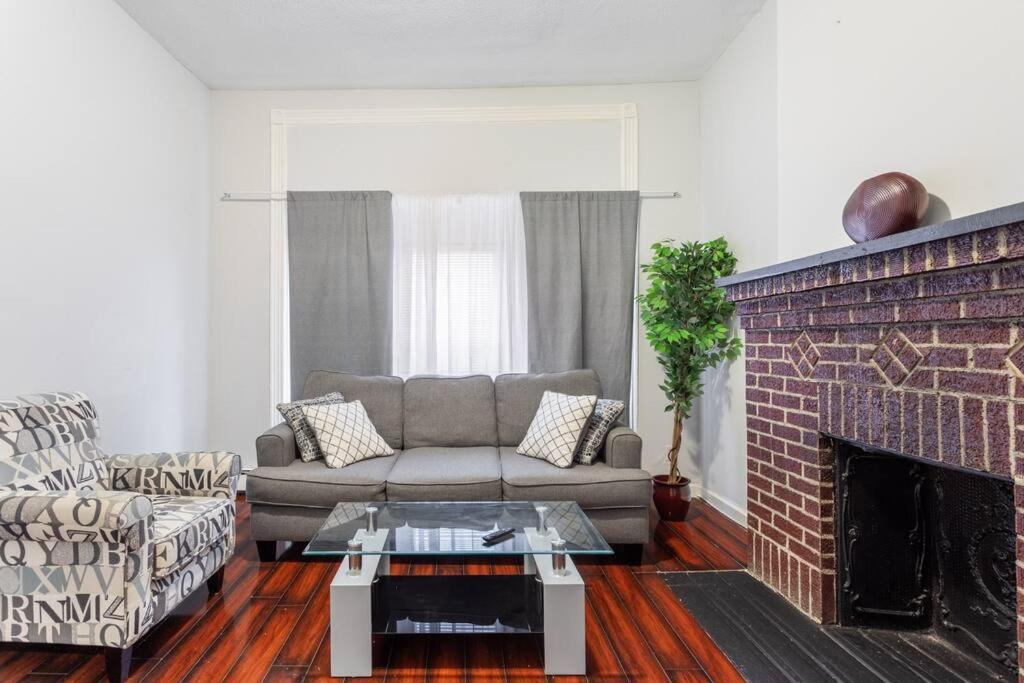Clinton Hills - Newark Hotel Ngoại thất bức ảnh